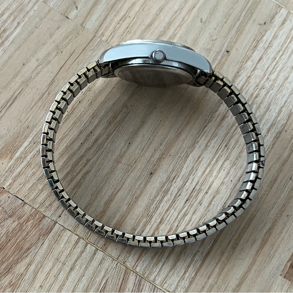 Fashion Watch Accutime Brand - Picture 4 of 9